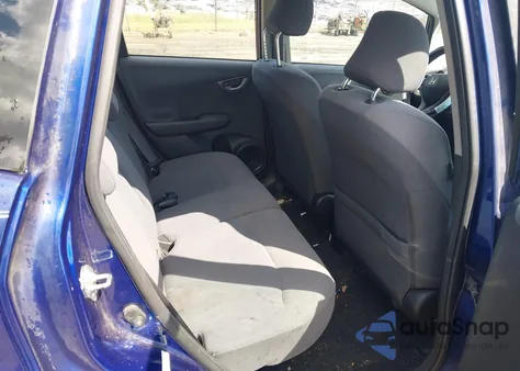 2011 Honda Fit z USA, uszkodzony, nr VIN JHMGE8H30BC018821